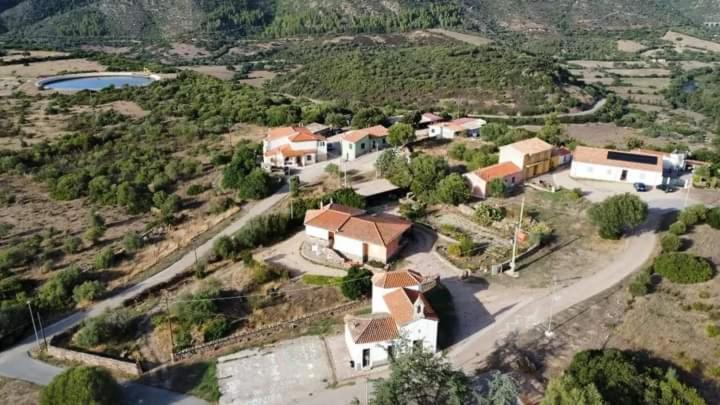 Hotel Pasare Glamping_Anglonaruralexperience Perfugas Exterior foto